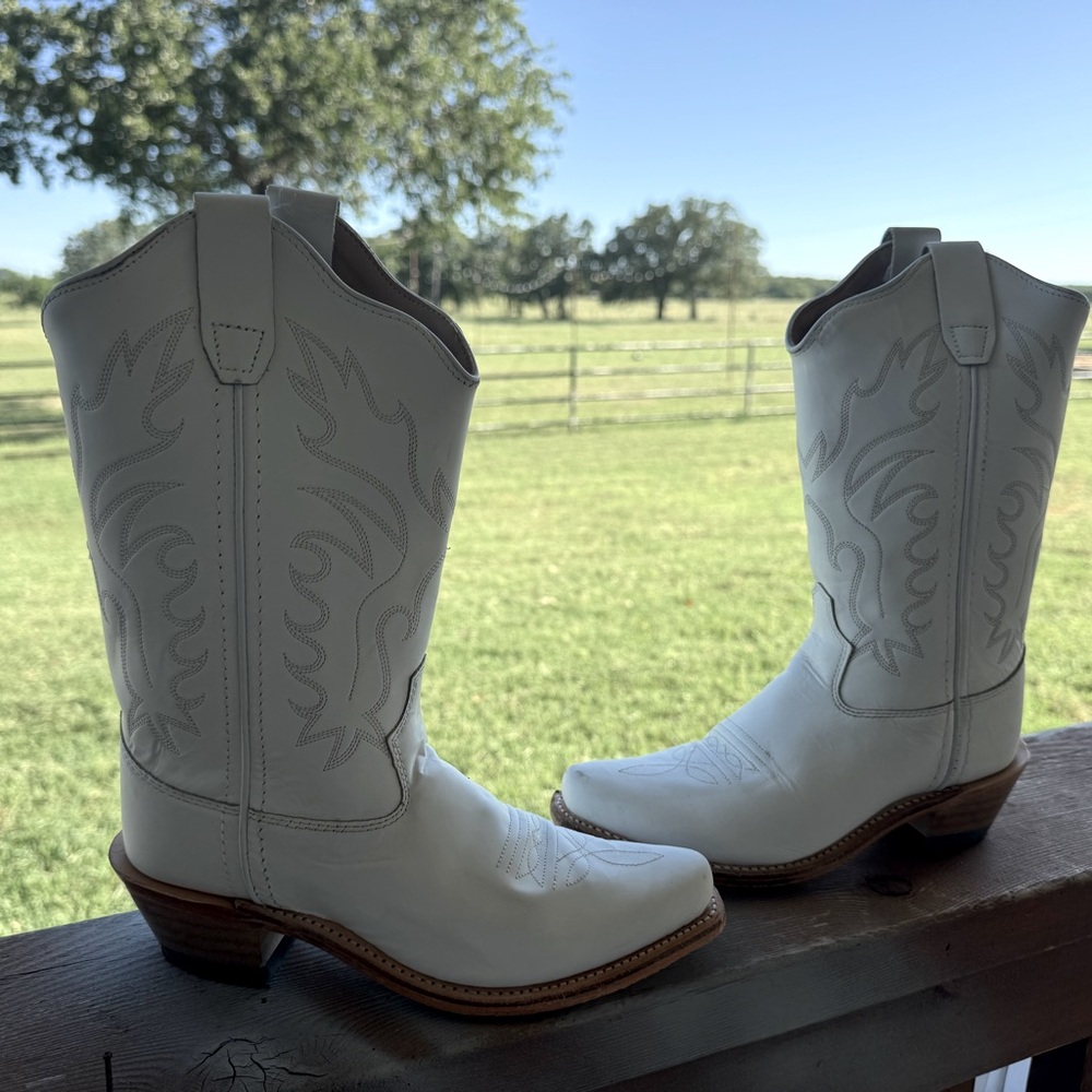 Old West Girls White Cowboy Boots-Size 2